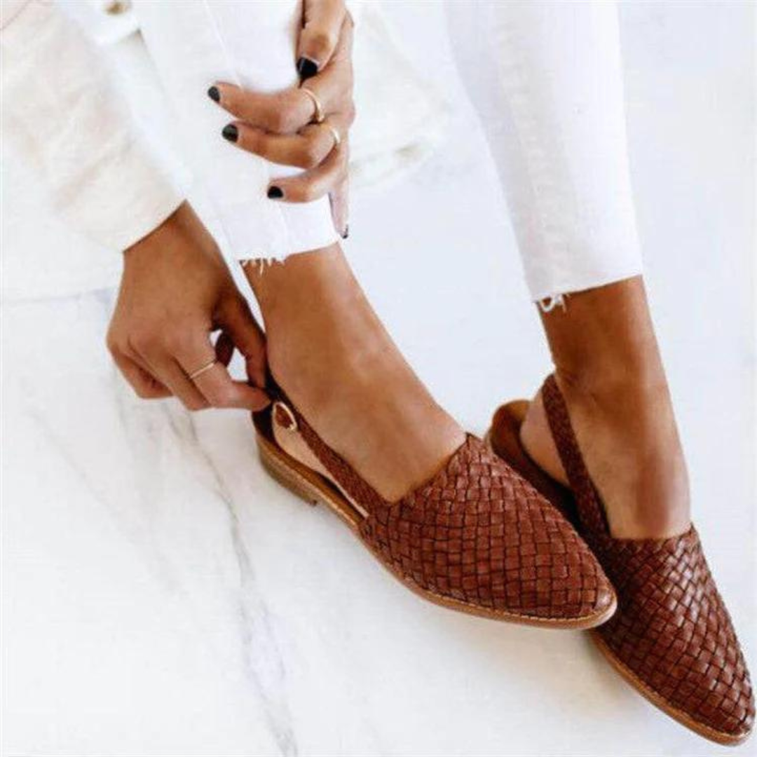 Arielle-Claire™ | Handgemaakte Lage Sandalen